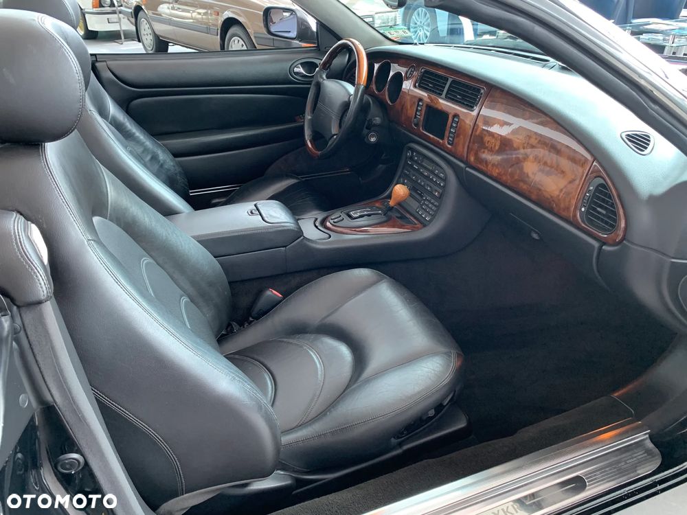 Jaguar XK XKR Cabriolet - 21