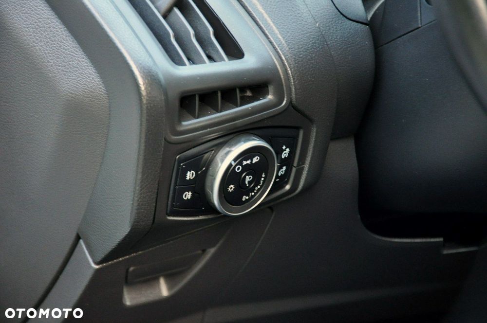 Ford Focus - 35