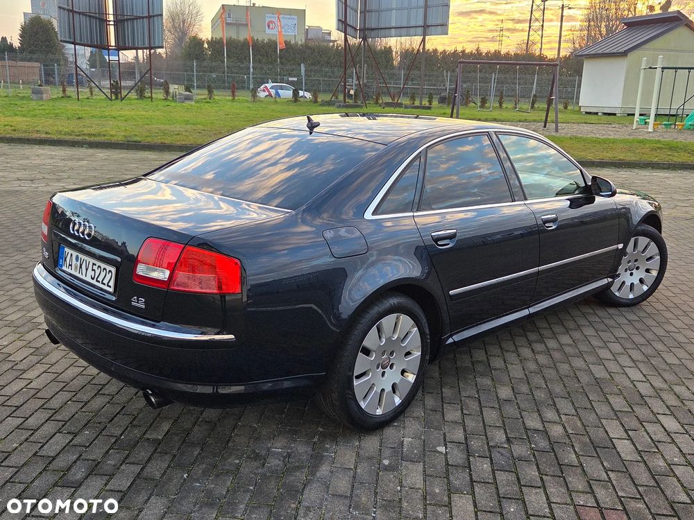 Audi A8 4.2 FSI Quattro - 3