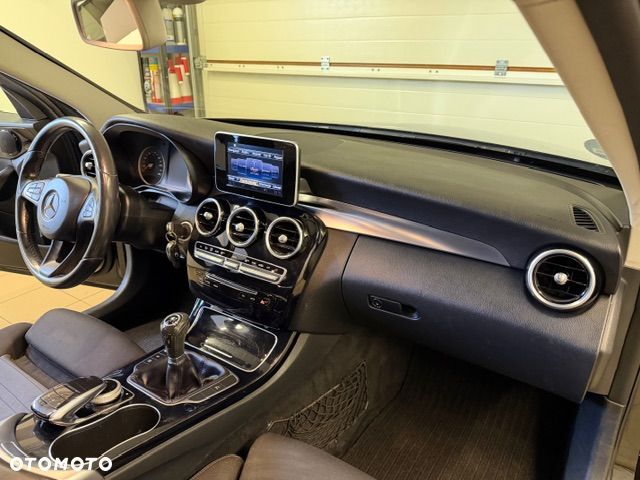 Mercedes-Benz Klasa C 200 (BlueTEC) d Exclusive - 26