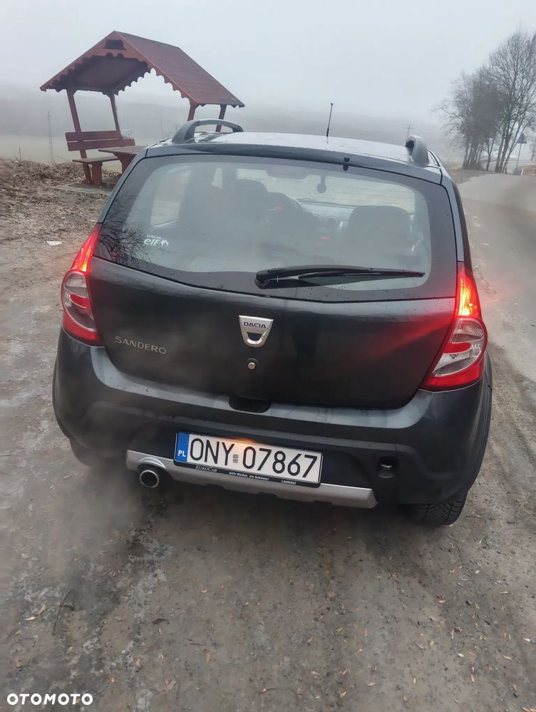 Dacia Sandero Stepway2 1.6 - 6
