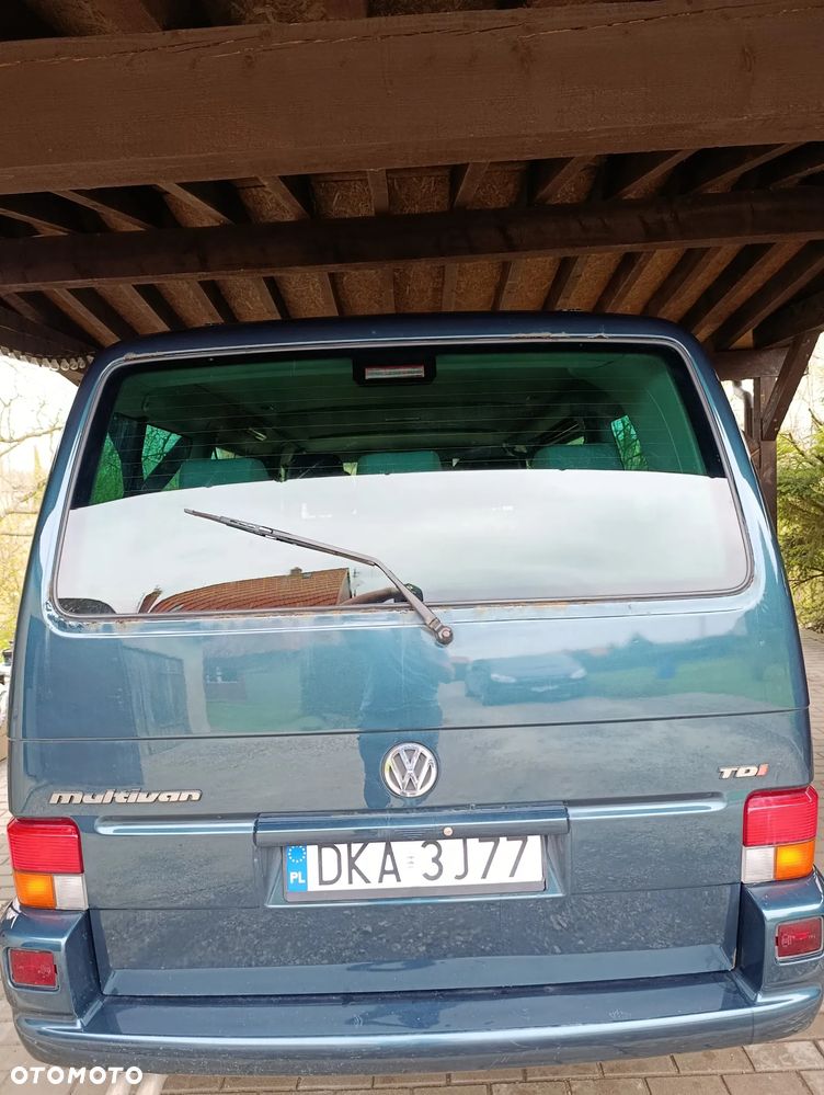 Volkswagen Multivan - 20