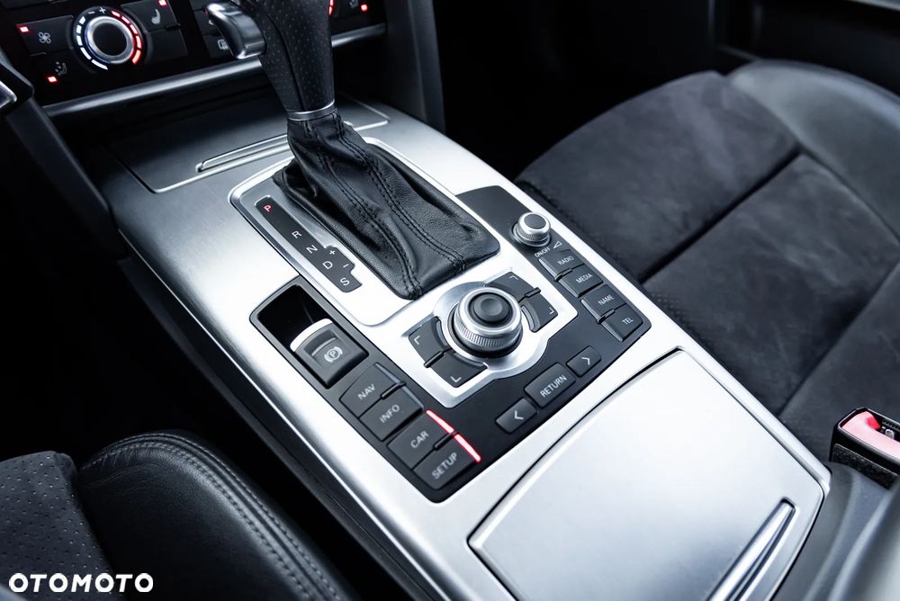 Audi A6 Avant 3.0 TDI DPF quattro tiptronic - 37