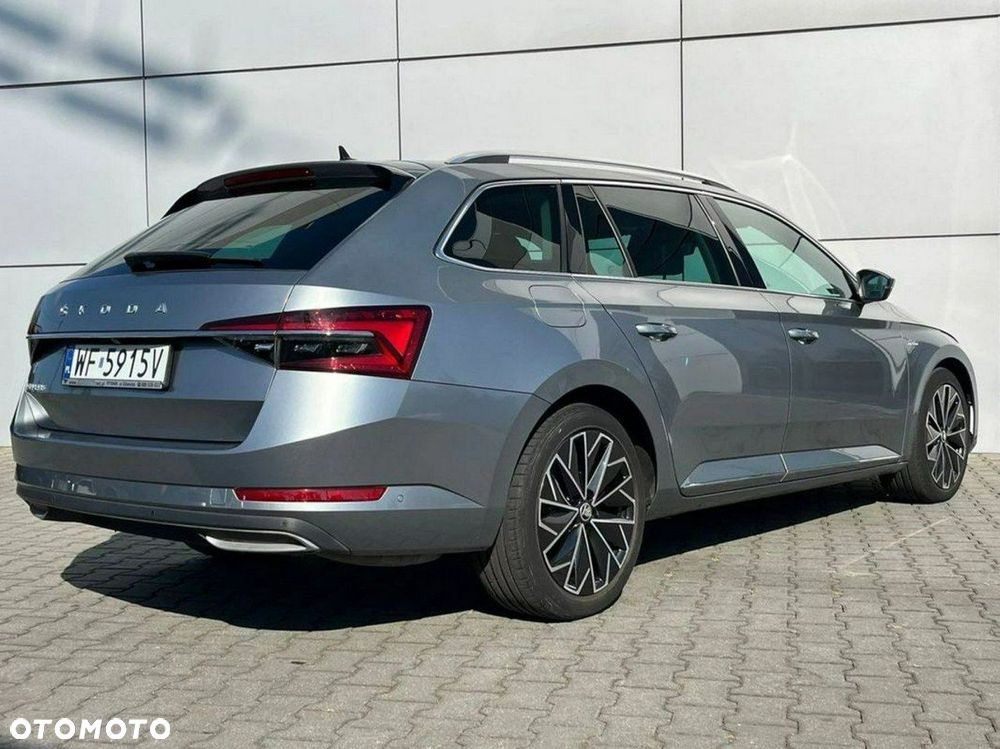 Skoda Superb 2.0 TSI L&K DSG - 9