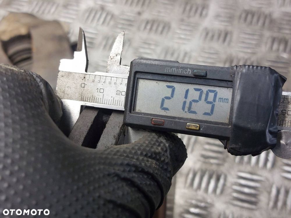 TARCZE HAMULCOWE PRZÓD + KLOCKI + ZACISKI VOLKSWAGEN BORA I 1.6 16V - 6