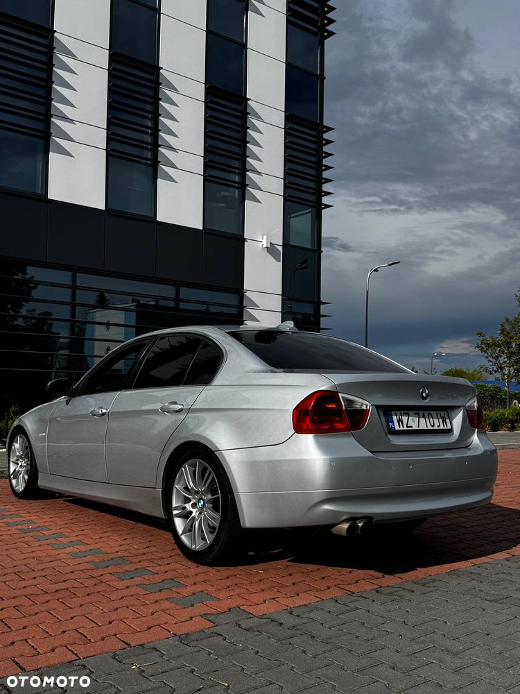 BMW Seria 3 325i - 6