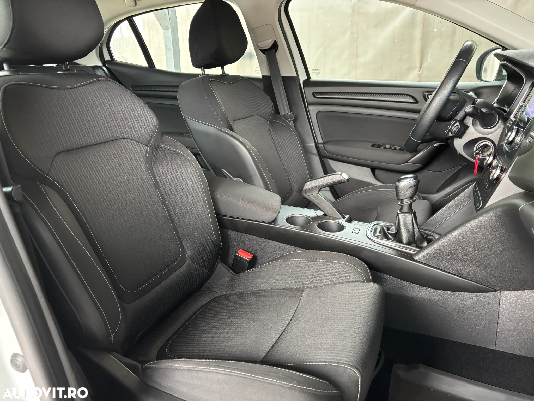 Renault Megane ENERGY dCi Zen - 15