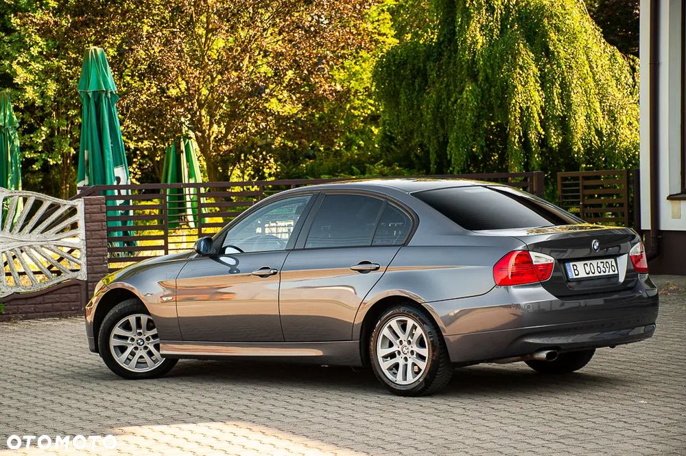 BMW Seria 3 - 18