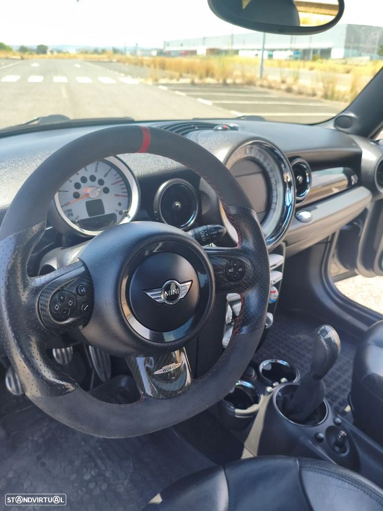 MINI Clubman John Cooper Works - 4