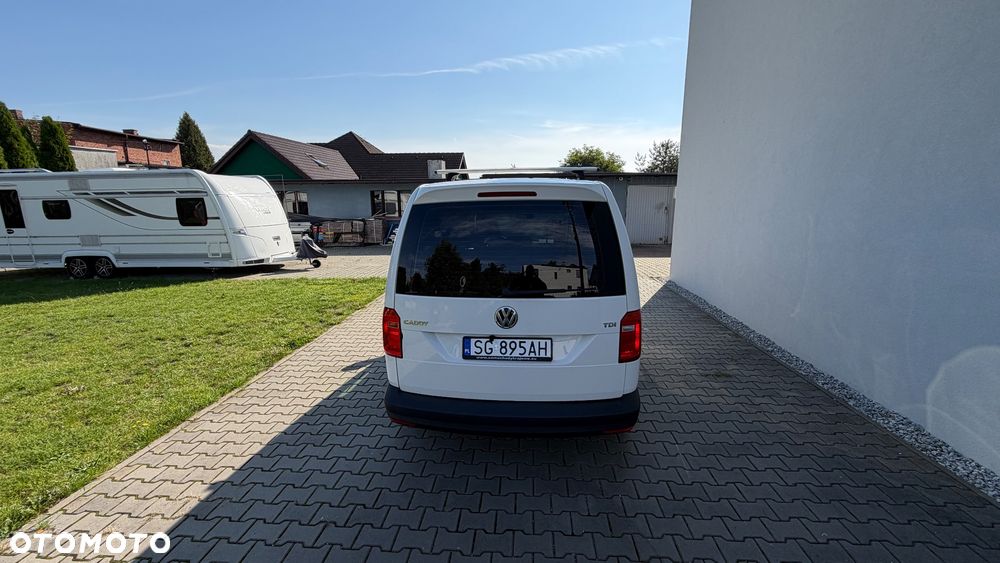 Volkswagen Caddy Maxi 2.0 TDI Comfortline - 15