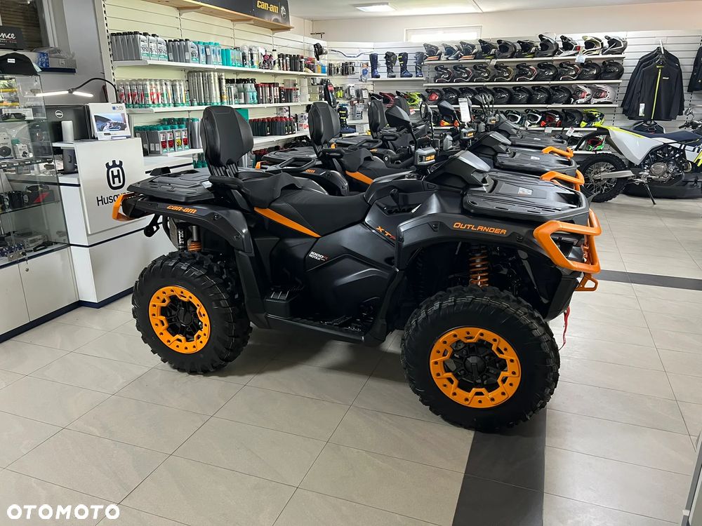 Can-Am Outlander Max - 2