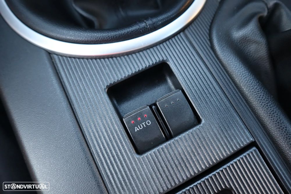 Mazda MX-5 MZR 1.8 Exclusive - 25