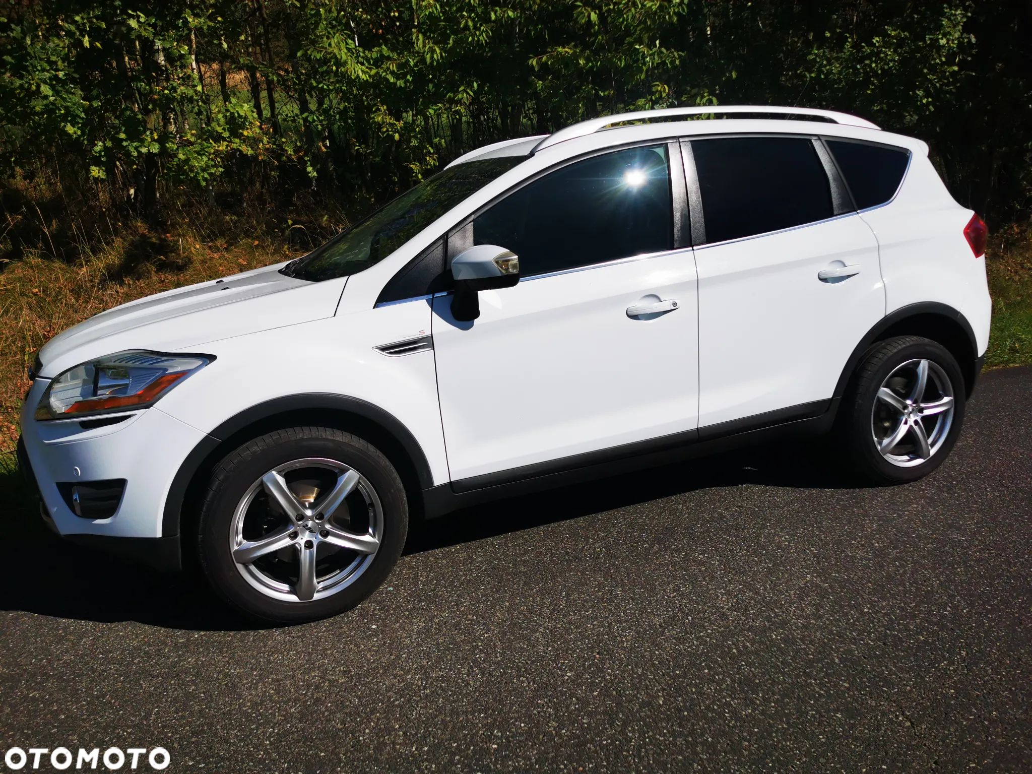 Ford Kuga 2.0 TDCi 4WD Titanium - 1