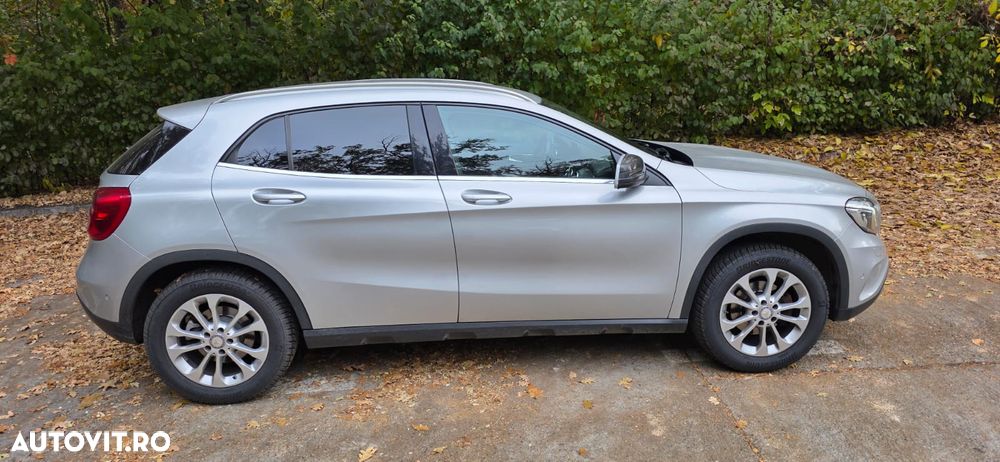 Mercedes-Benz GLA 200 (CDI) d 4Matic 7G-DCT Style - 2