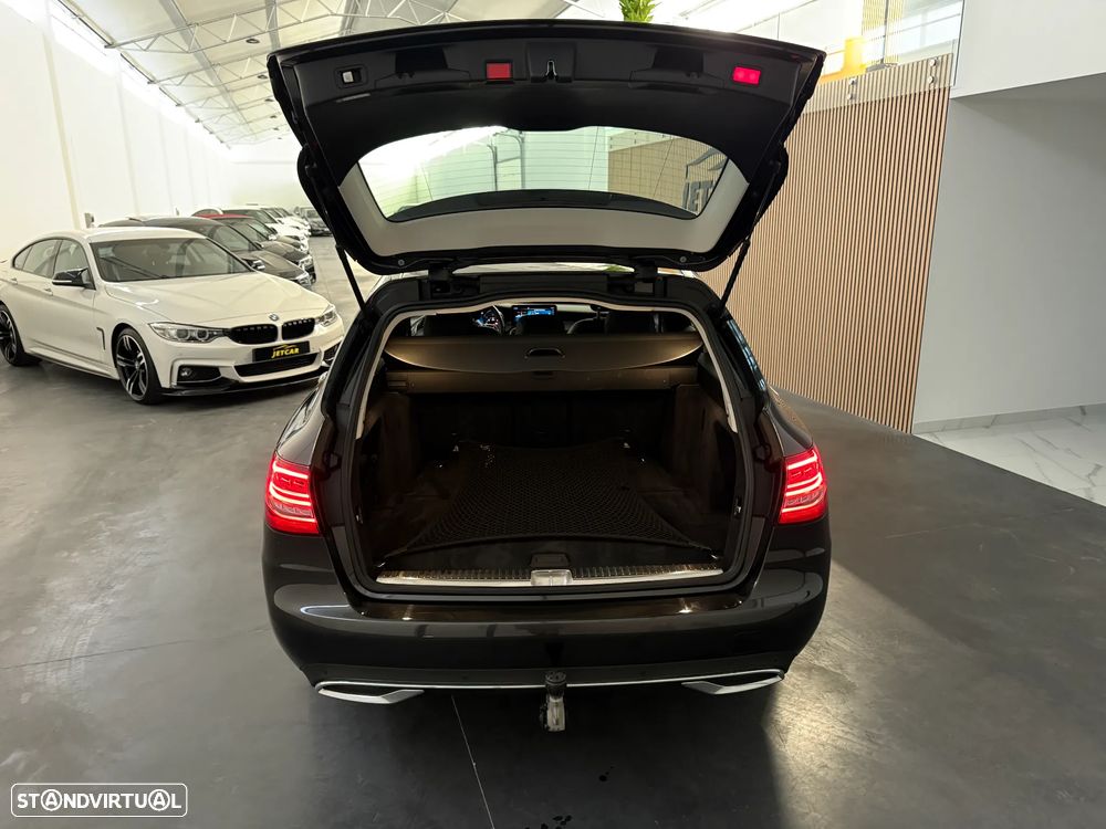 Mercedes-Benz C 180 d Avantgarde Aut. - 12