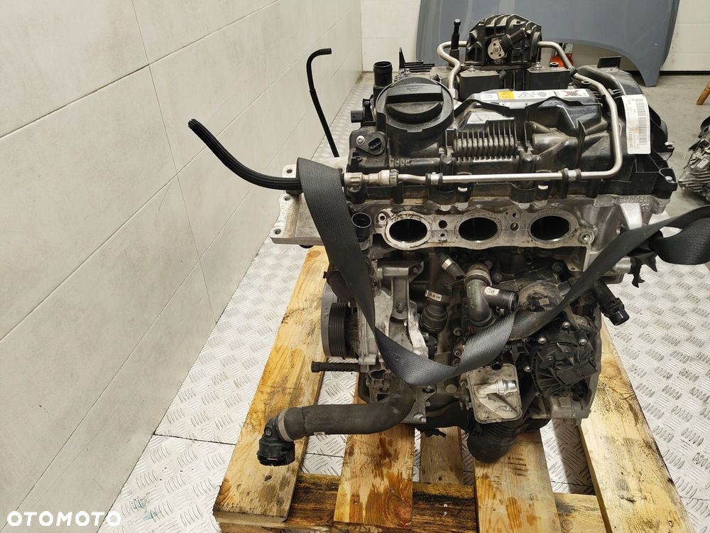 BMW F40 F45 F46 SILNIK BENZYNA B38A15A - 4