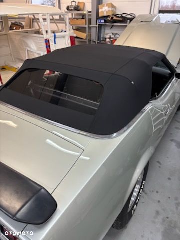 Ford Mustang - 6
