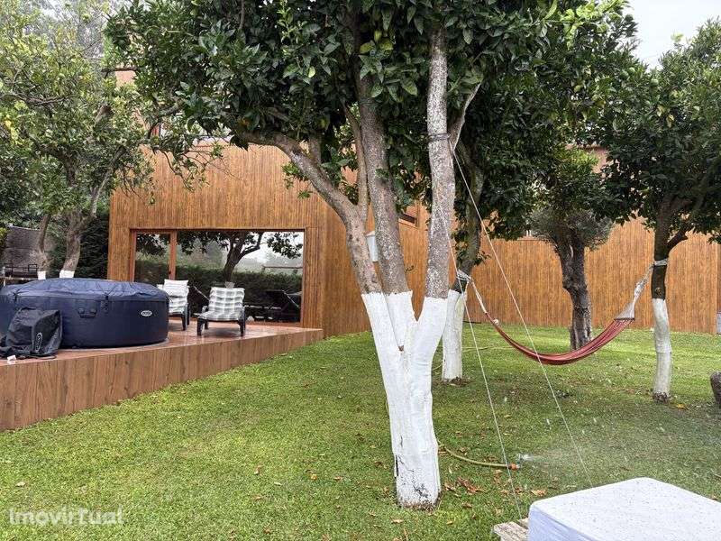 Quintinha com 3 habitaçoes independentes novas - Grande imagem: 5/7