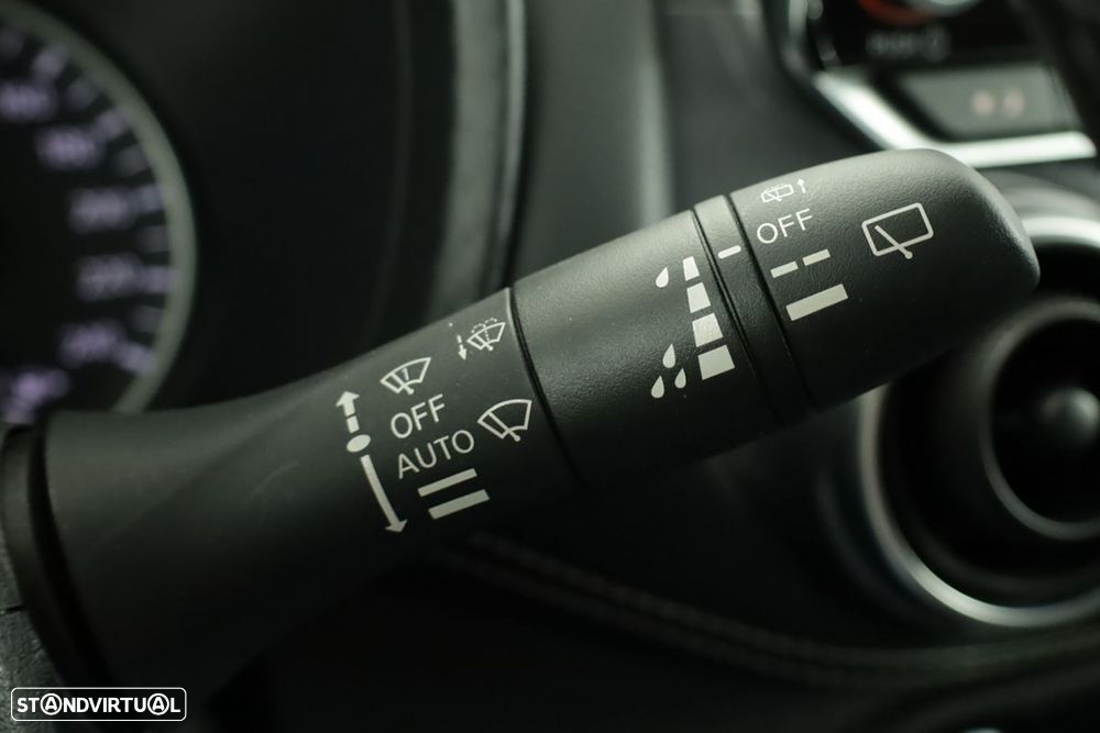 Nissan Juke 1.0 DIG-T N-Design Black DCT - 17