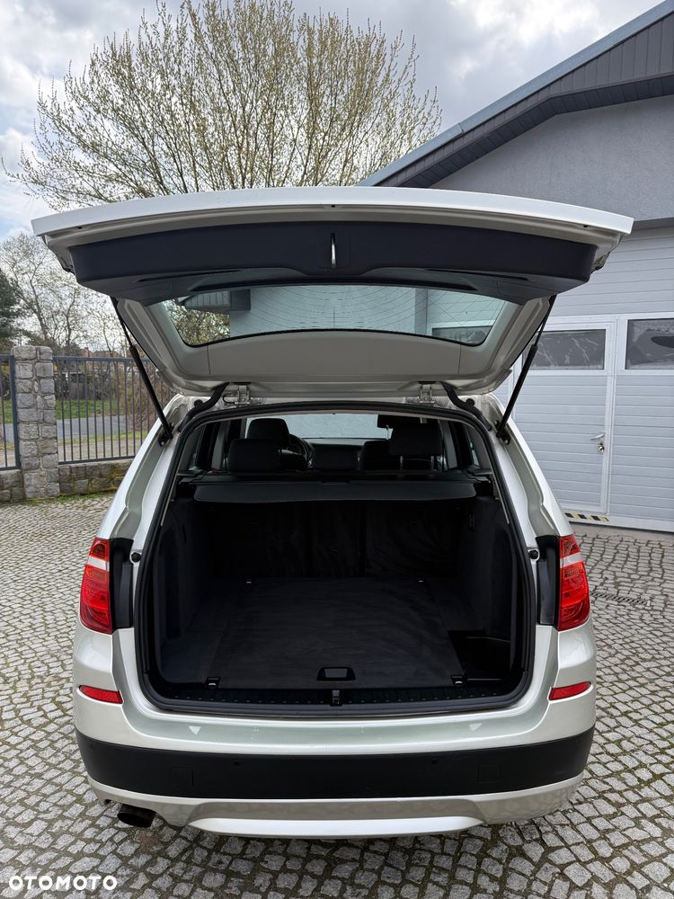 BMW X3 xDrive20d - 17