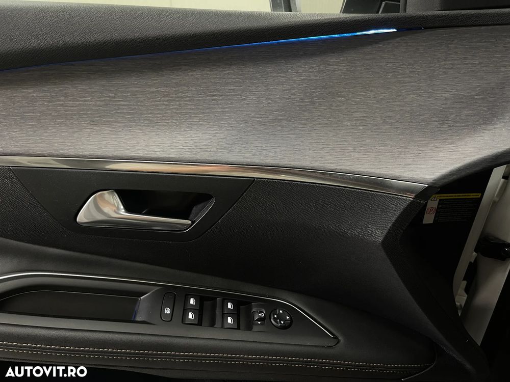 Peugeot 3008 225 e-EAT8 GT - 28