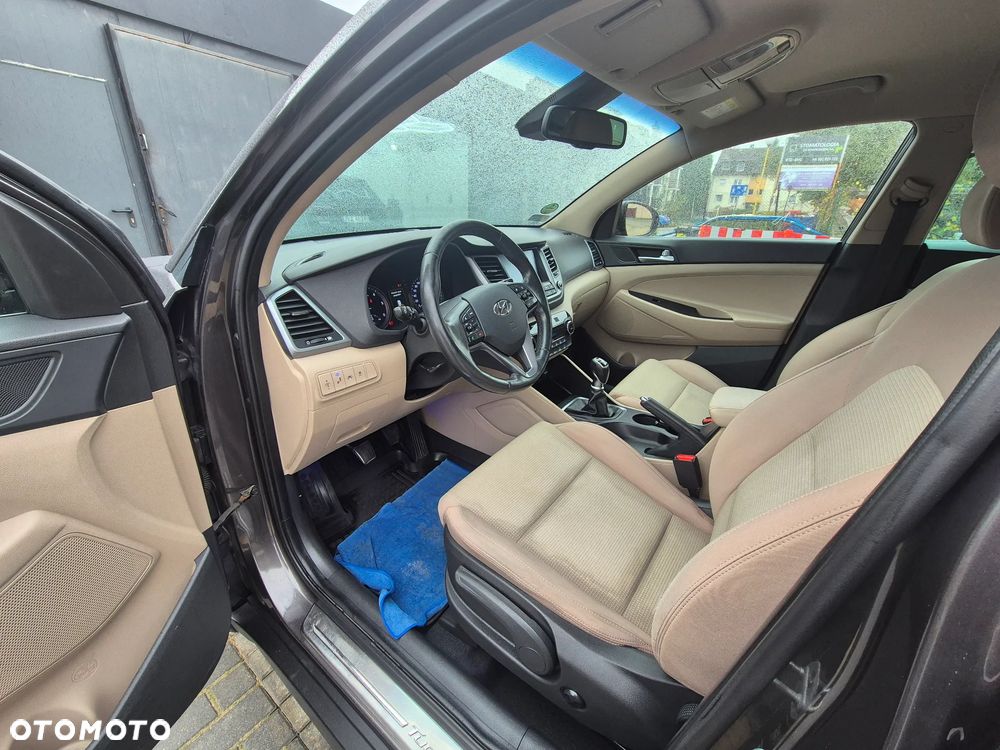 Hyundai Tucson - 10
