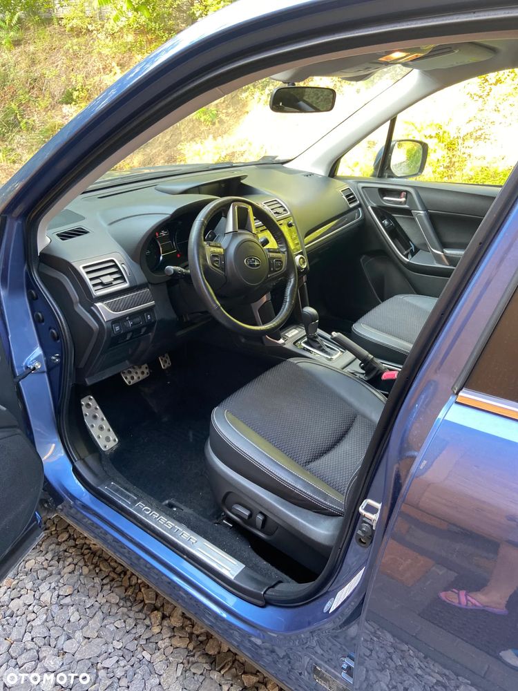 Subaru Forester 2.0 i Exclusive (EyeSight) Lineartronic - 15