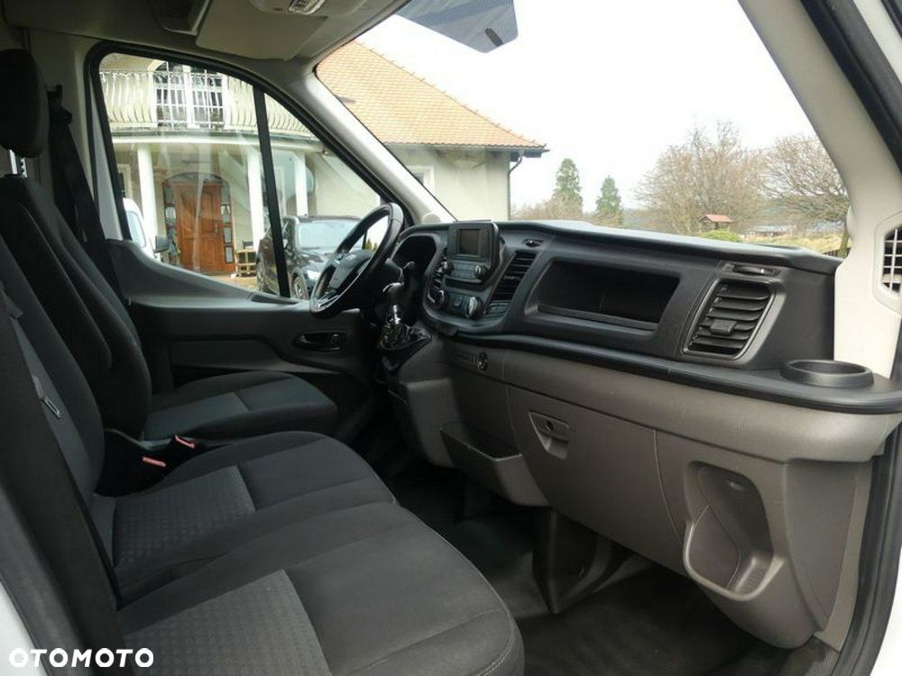 Ford Transit - 7