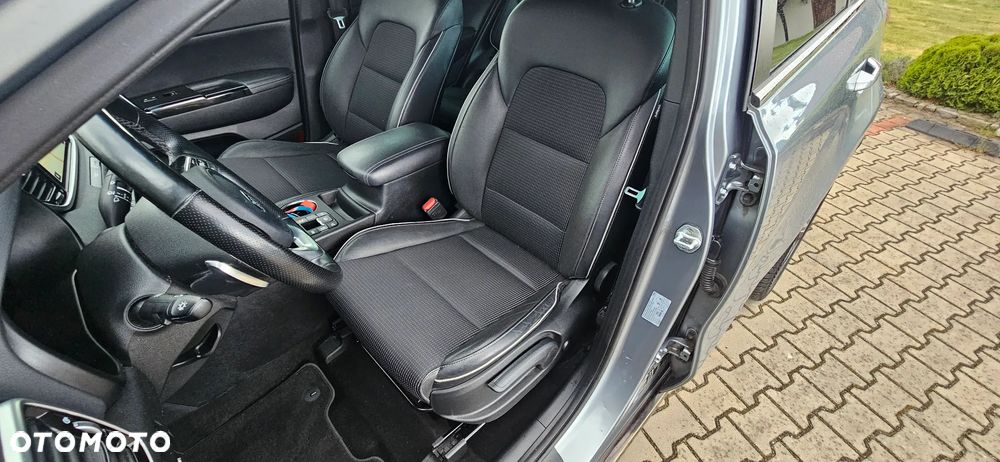Kia Sportage 1.6 CRDI AWD DCT GT LINE - 28