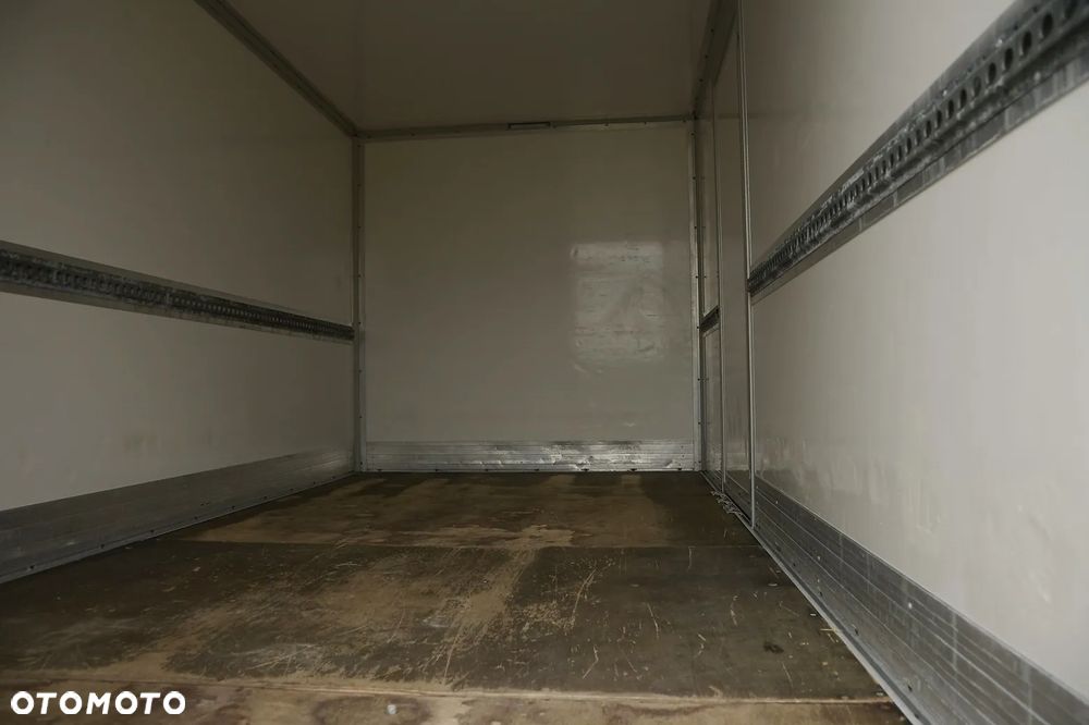 Iveco DAILY 35C180 * KONTENER Izoterma * HiMATIC * WINDA DHOLLANDIA * Salon Polska * - 21