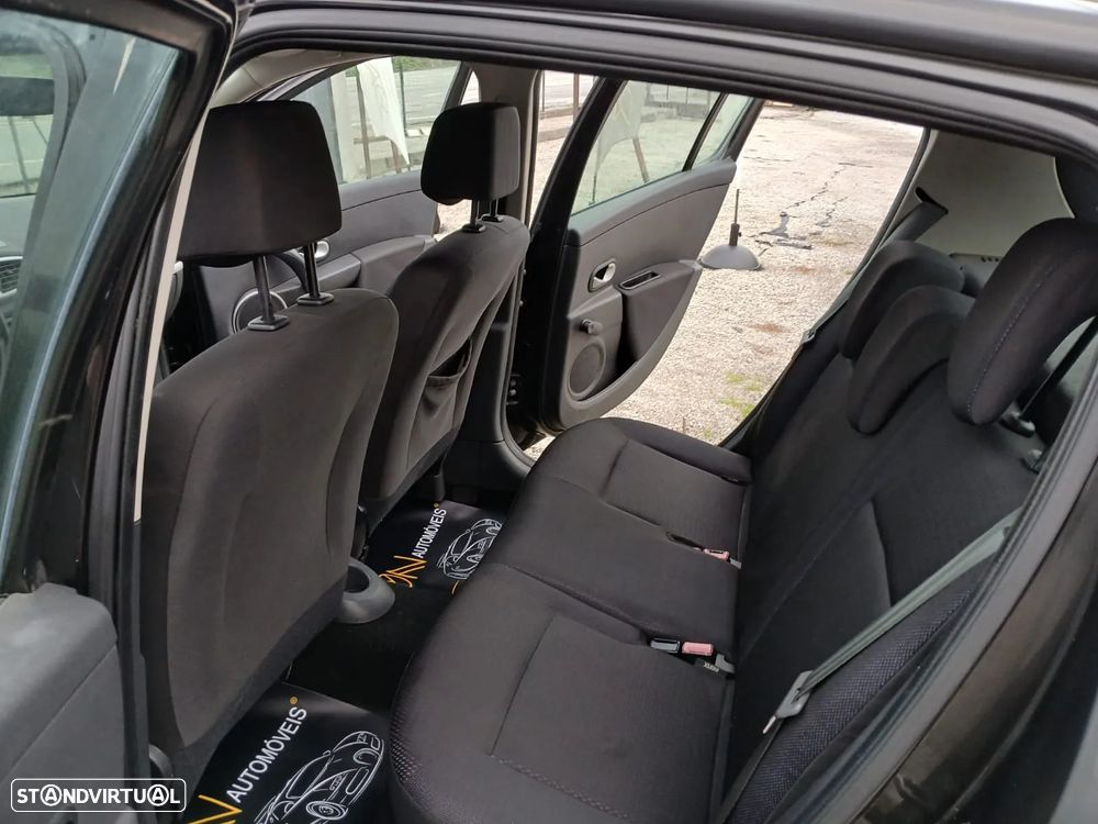 Renault Clio Break 1.2 16V Dynamique - 6