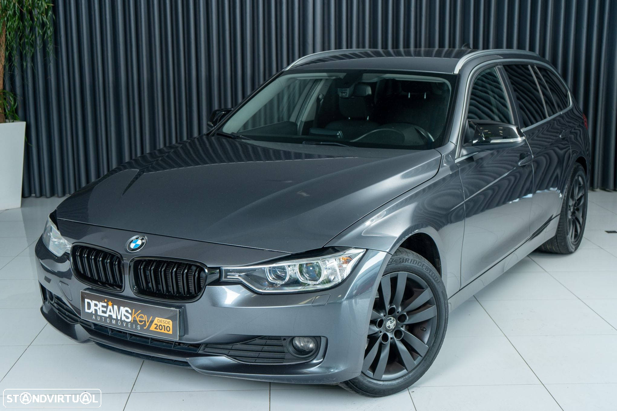 BMW 318 d Touring - 13