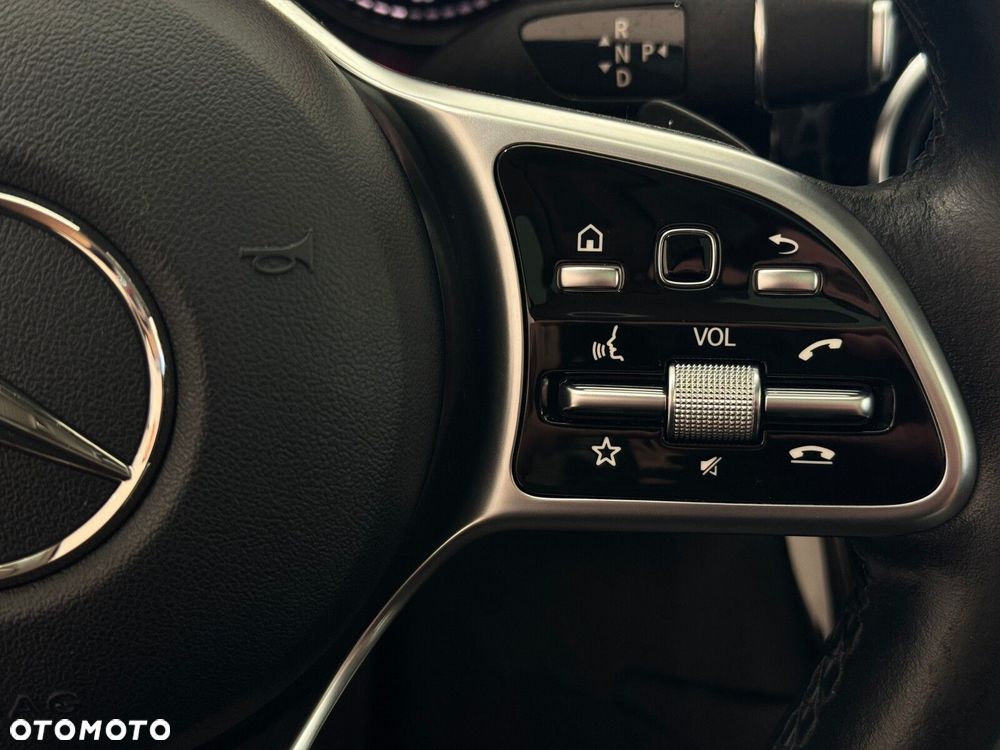 Mercedes-Benz GLC - 24