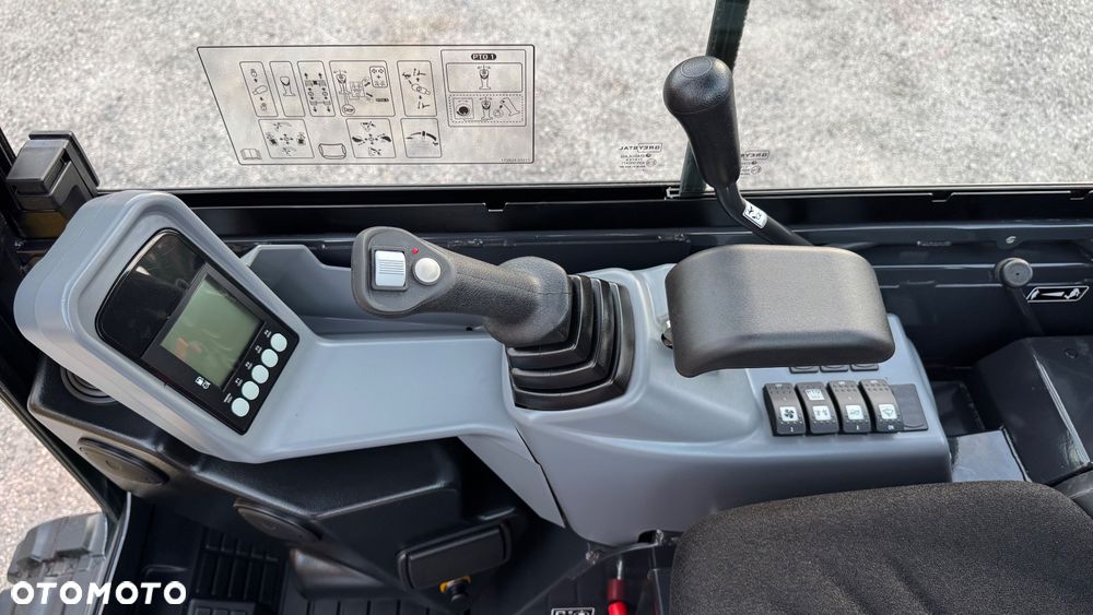 Yanmar SV22 / rok prod. 2021 / liczba godzin 42 / zakupiona w polskiej sieci dealerskiej / komplet 3 łyżek / stan idealny / - 14