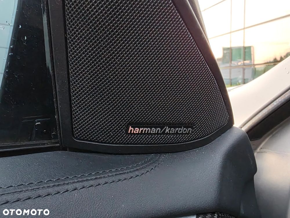 Mercedes-Benz Klasa E 63 AMG S 4-Matic - 18