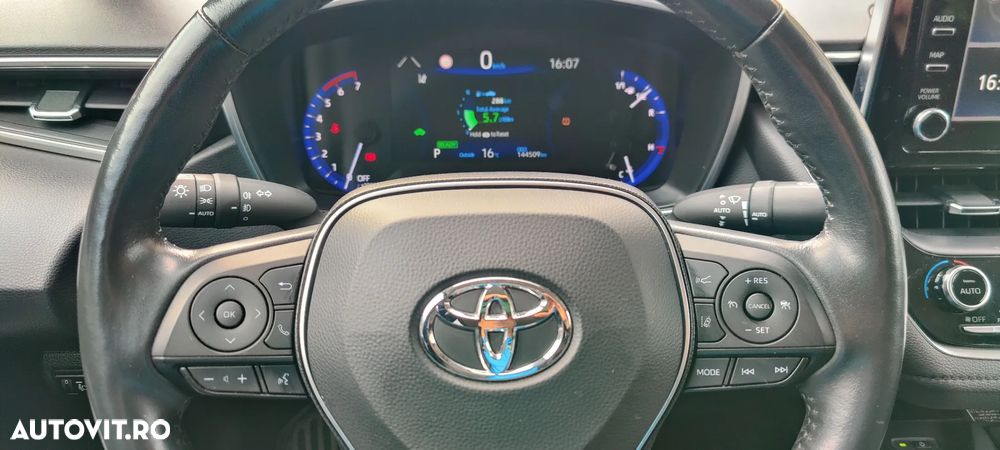 Toyota Corolla 1.8 HSD Dynamic - 6