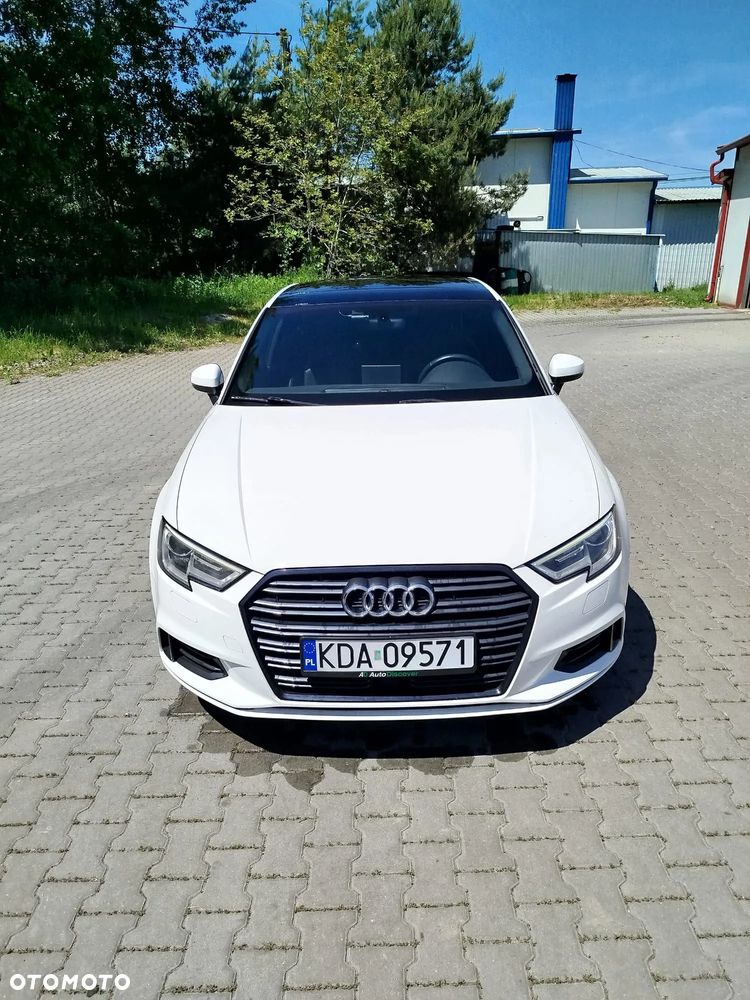 Audi A3 Limousine 40 TFSI quattro S tronic advanced - 1