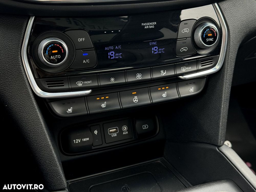 Hyundai Santa Fe - 18