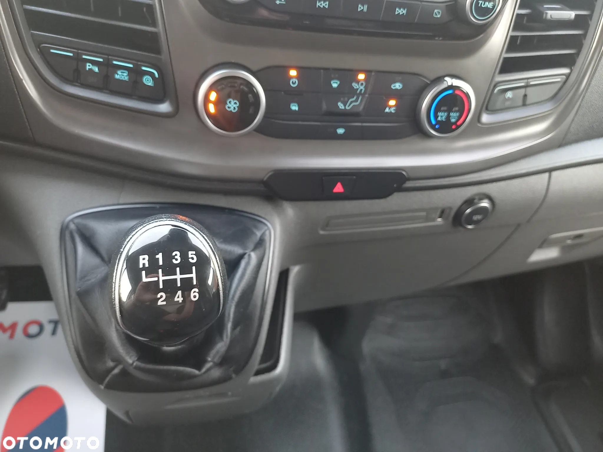 Ford Transit Custom - 24