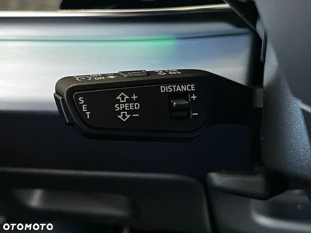 Audi Q8 TFSI e PHEV 290 kW Quattro Tiptronic - 16