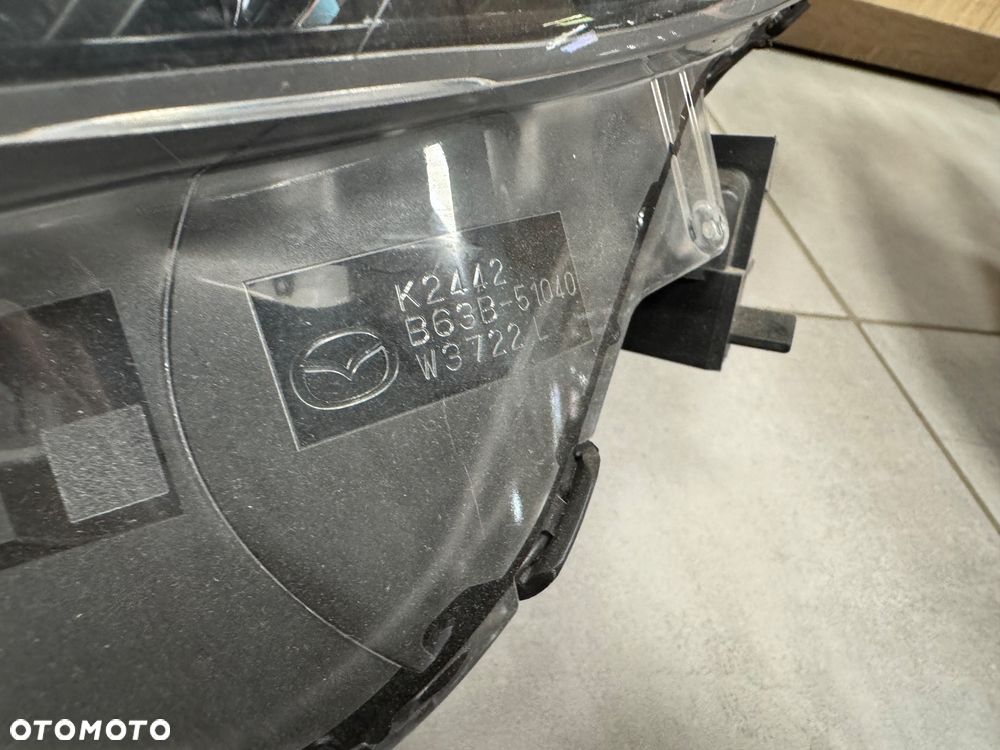 Mazda 3 III reflektor przód lift zwykly - 3