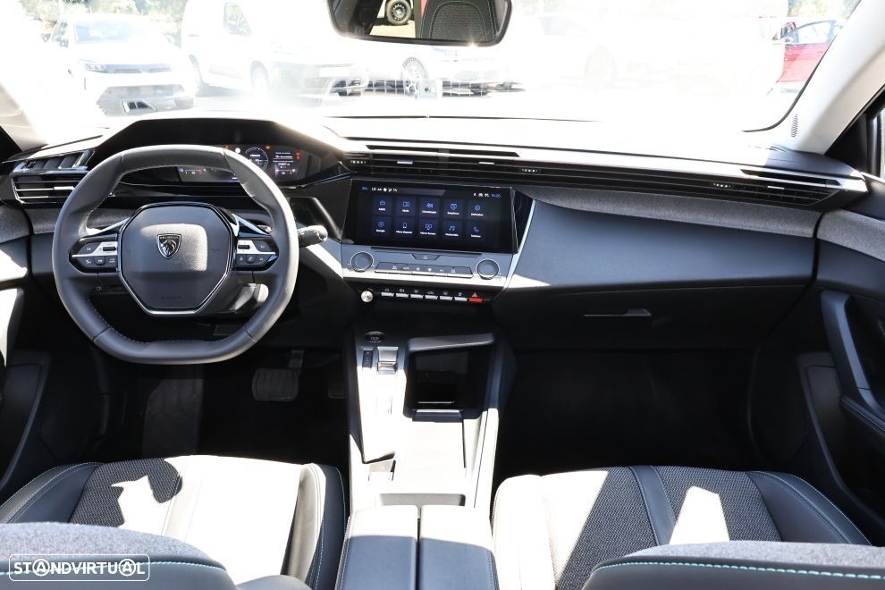 Peugeot 408 1.6 Hybrid Allure e-EAT8 - 10