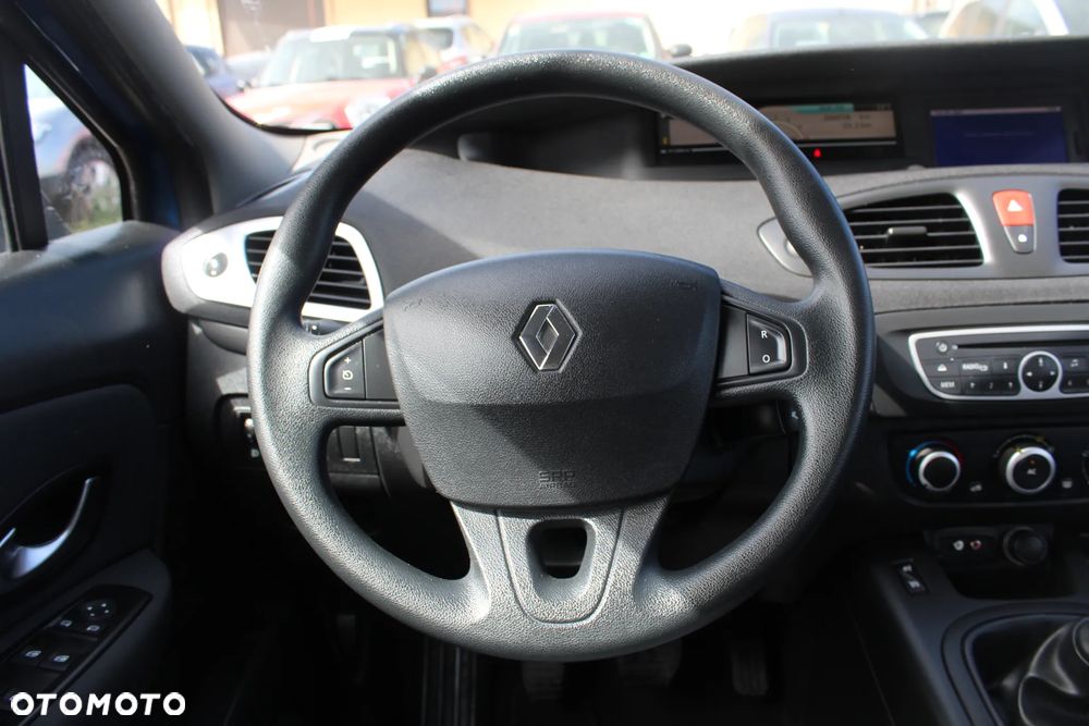 Renault Scenic dCi 110 Expression - 25