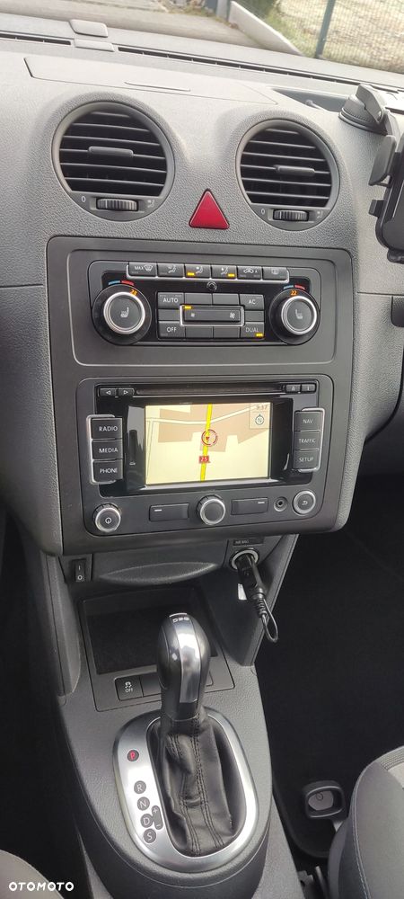 Volkswagen Caddy Comfortline Mixt DSG - 13