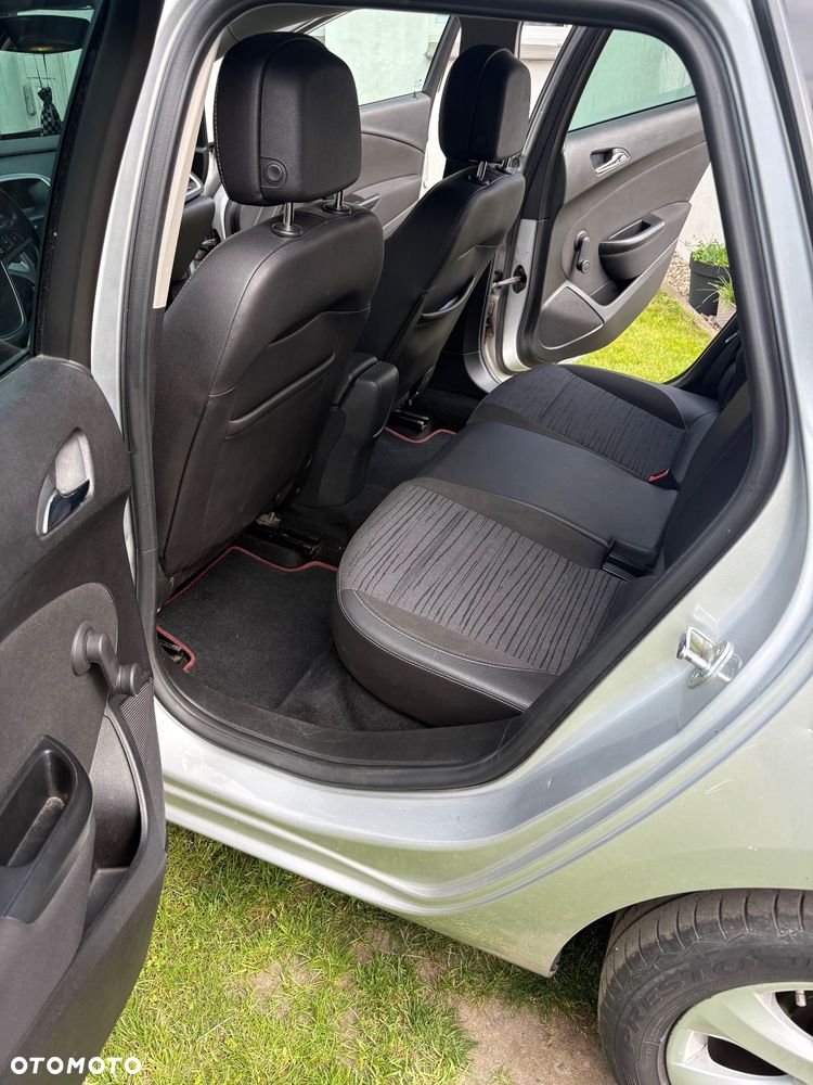 Opel Astra 1.6 CDTI Dynamic S&S - 16
