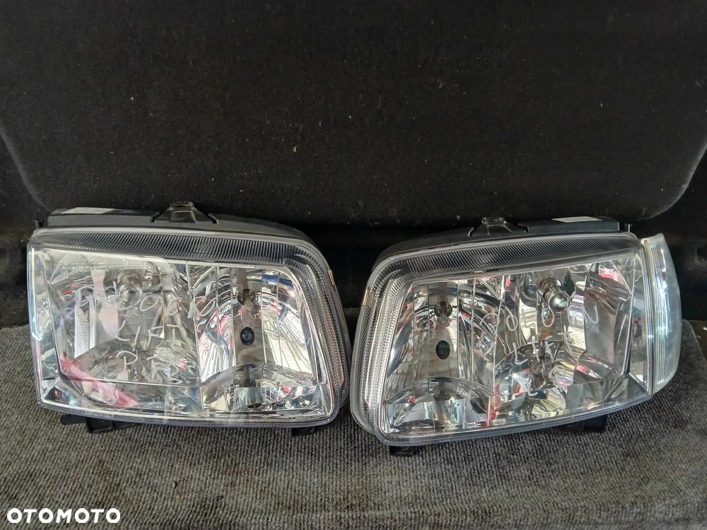 Volkswagen Polo 6N Lift Lampy przednie, lewa, prawa - 1