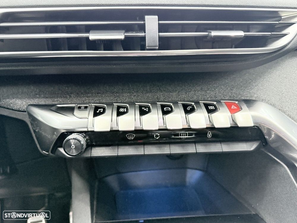 Peugeot 3008 1.2 PureTech GT Line - 28
