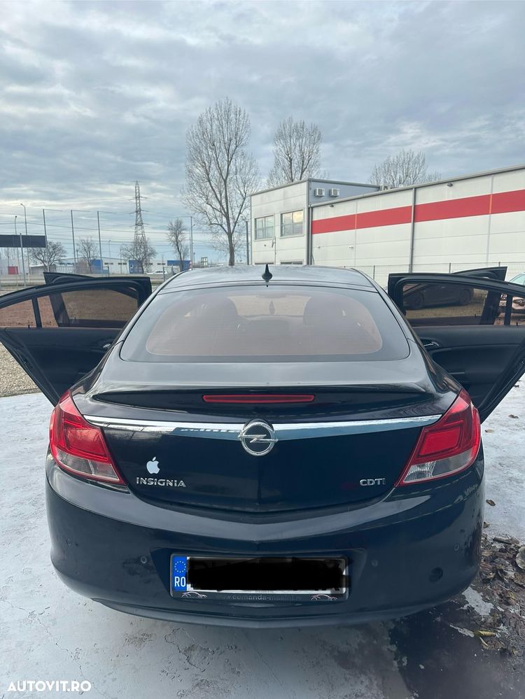 Opel Insignia - 10