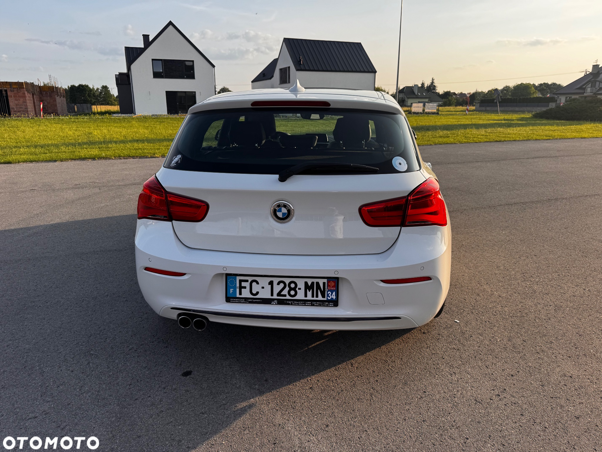 BMW Seria 1 120i Advantage sport - 4