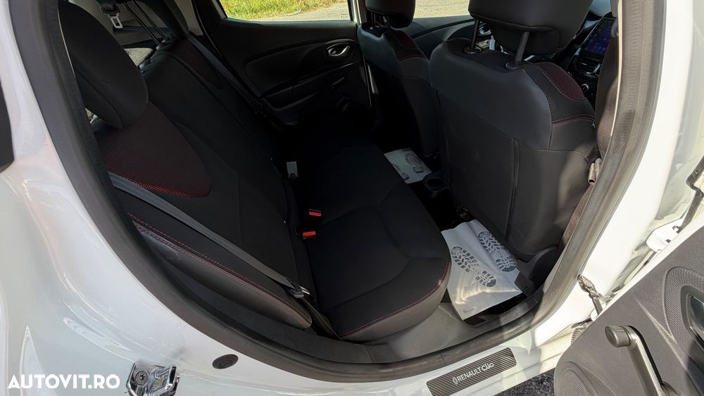 Renault Clio - 16
